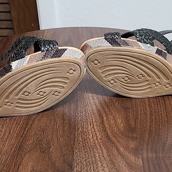 Rialto Wedge Sandals, Black with Stripe Heel, Size 10 Shoes - Picture 5 of 7